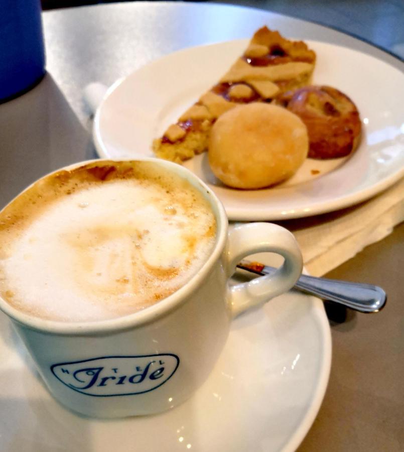 Hotel Iride Suite & Breakfast- Ideale Per Famiglie E Coppie Riccione Exteriör bild