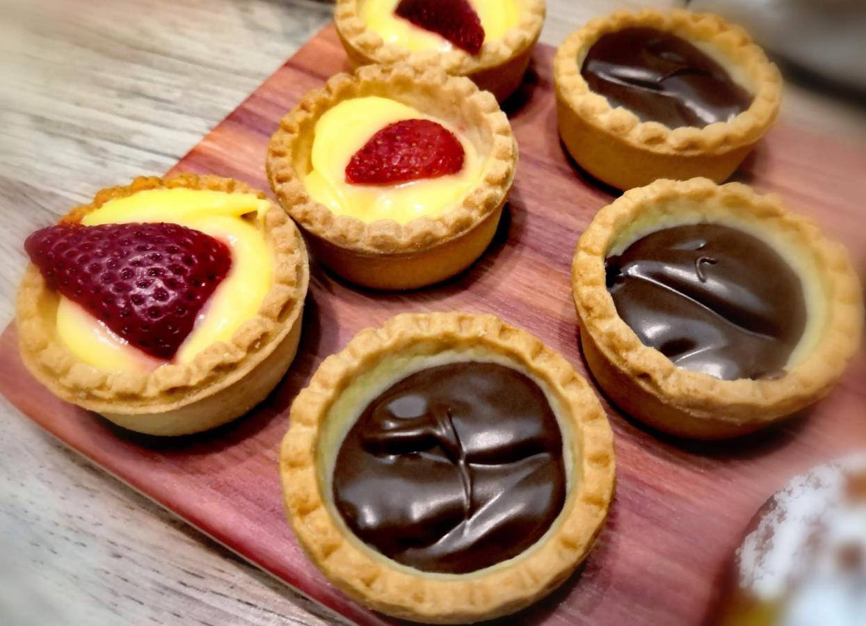 Hotel Iride Suite & Breakfast- Ideale Per Famiglie E Coppie Riccione Exteriör bild
