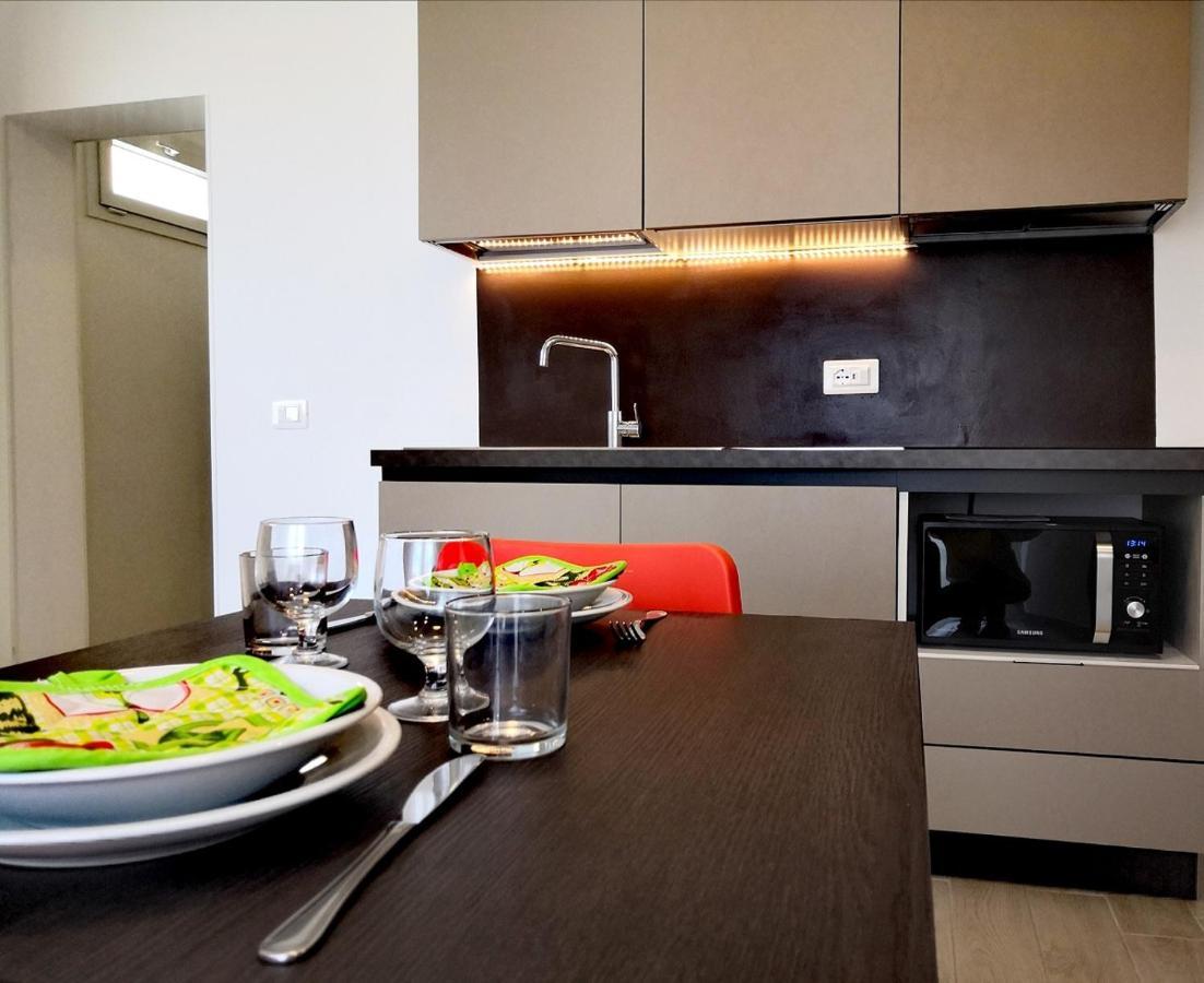 Hotel Iride Suite & Breakfast- Ideale Per Famiglie E Coppie Riccione Exteriör bild