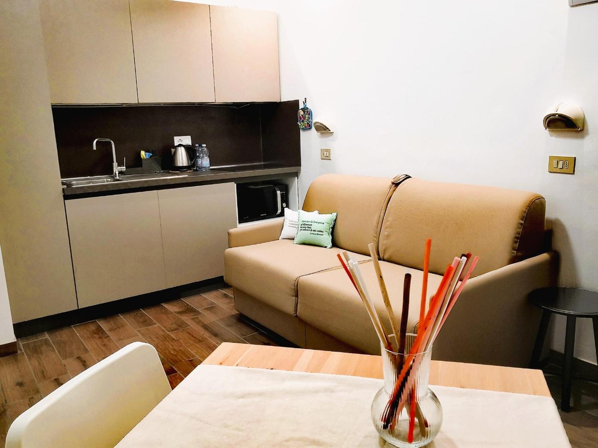 Hotel Iride Suite & Breakfast- Ideale Per Famiglie E Coppie Riccione Exteriör bild